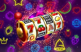 Layar login aplikasi jelaspoker di perangkat mobile